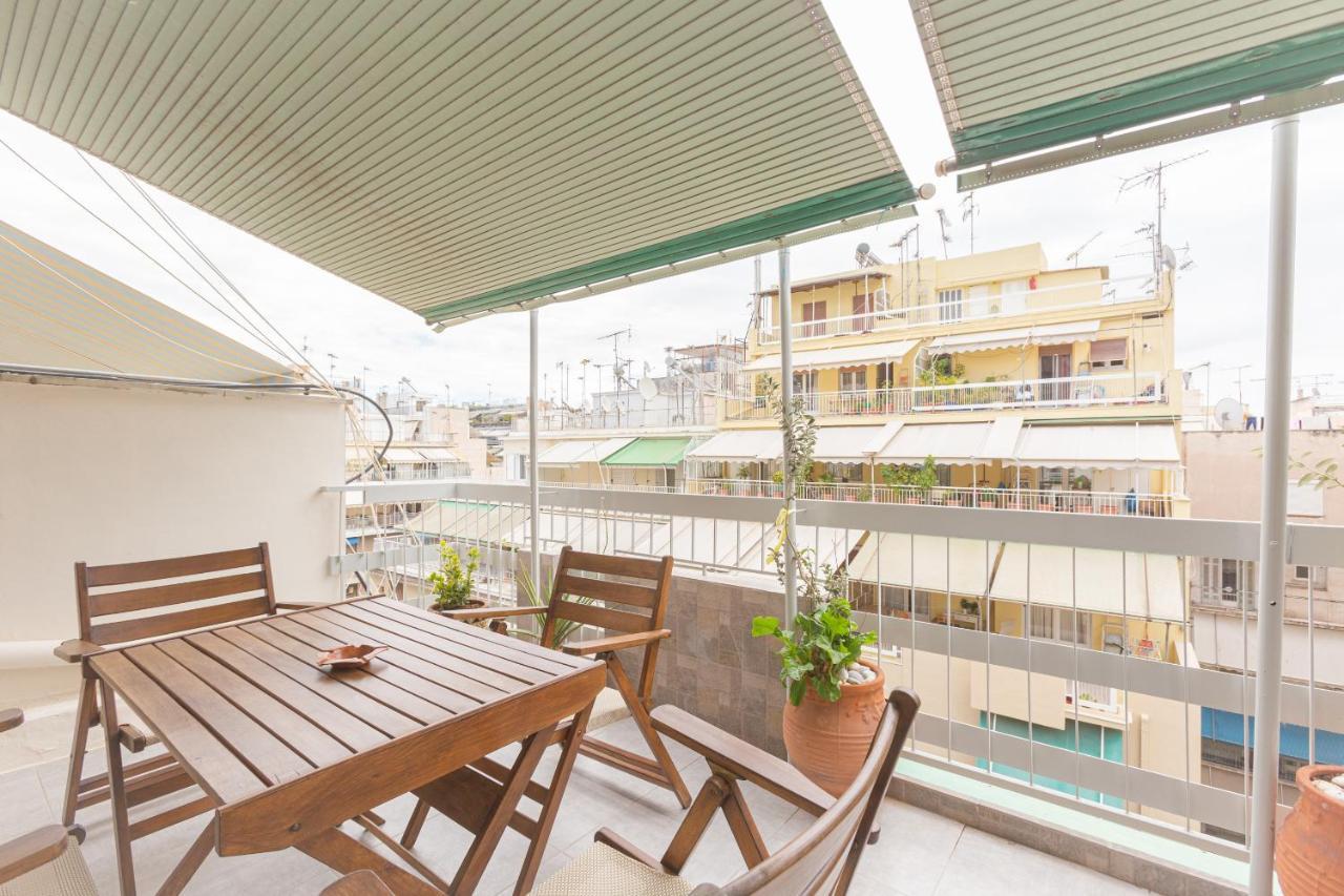 Beautiful And Comfortable Apartment At Marina Zeas Piraeus Exterior photo