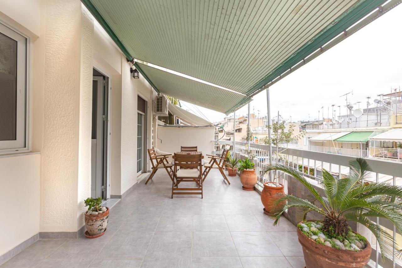 Beautiful And Comfortable Apartment At Marina Zeas Piraeus Exterior photo